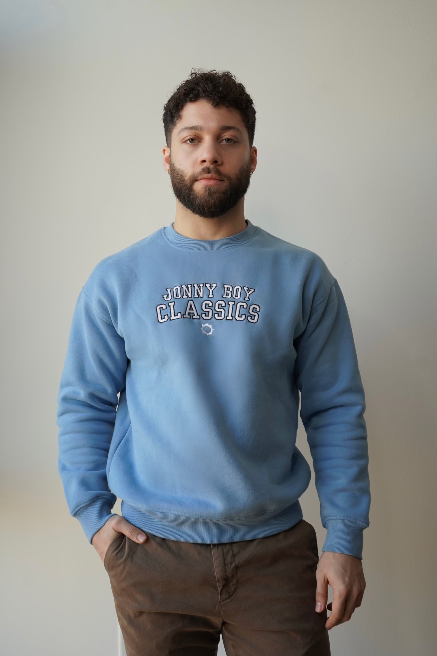 classic crew sweatshirt in cerulean